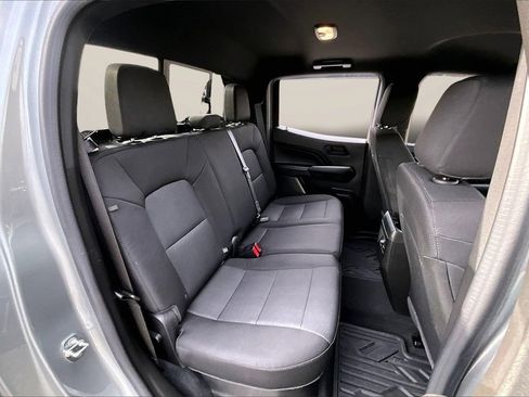 Used 2023 Chevrolet Colorado Trail Boss w/ Technology Package image 23