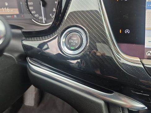 Used 2024 Cadillac XT6 Sport image 60