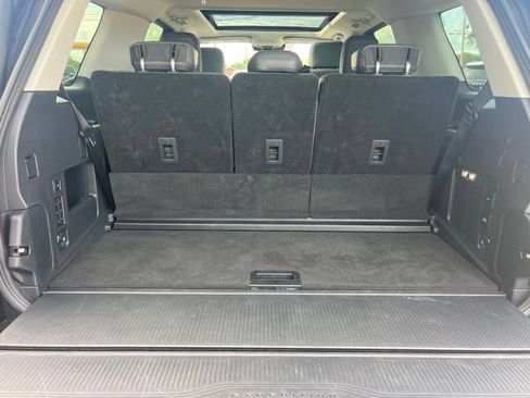 Used 2025 Ford Expedition Active AWD/4WD image 25