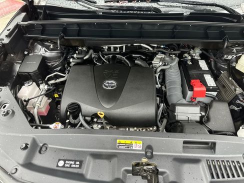 Used 2021 Toyota Highlander XSE image 31