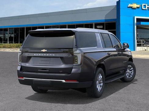 New 2026 Chevrolet Suburban LT AWD/4WD image 4