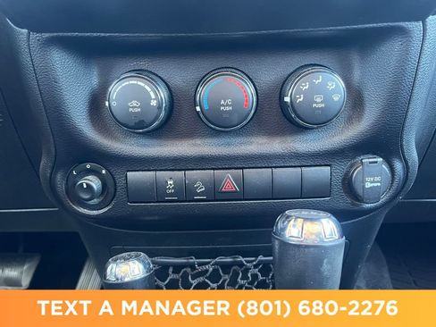 Used 2017 Jeep Wrangler Sport w/ Quick Order Package 24S AWD/4WD image 27