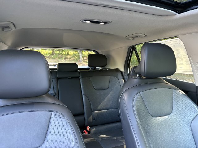 Certified 2023 Kia Niro Wave FWD image 39