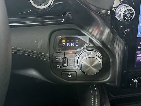 New 2026 RAM 1500 Limited AWD/4WD image 13