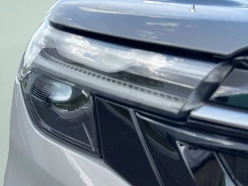 Used 2025 Subaru Forester Touring AWD/4WD image 24