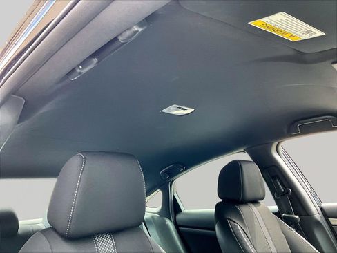 Used 2019 Honda Civic Sport image 19