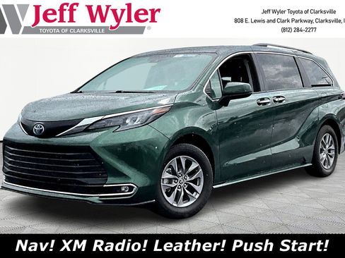 Used 2024 Toyota Sienna XLE w/ XLE Plus Package image 1