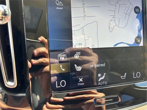 Used 2020 Volvo XC40 T5 Inscription w/ Protection Package image 33