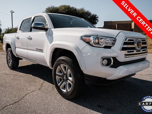 Certified 2018 Toyota Tacoma Limited image 10