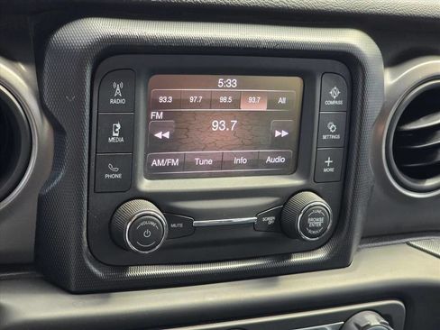 Used 2021 Jeep Wrangler Unlimited Sport AWD/4WD image 4