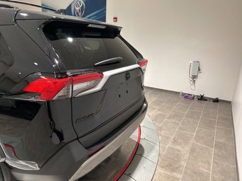 New 2025 Toyota RAV4 Limited image 6