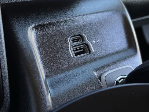 Used 2023 RAM ProMaster 2500 image 20