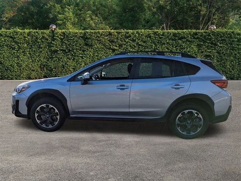 Used 2023 Subaru Crosstrek 2.0i Premium image 7