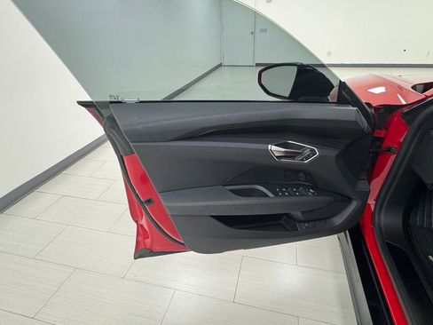 Used 2022 Audi e-tron GT Premium Plus w/ Performance Package image 9