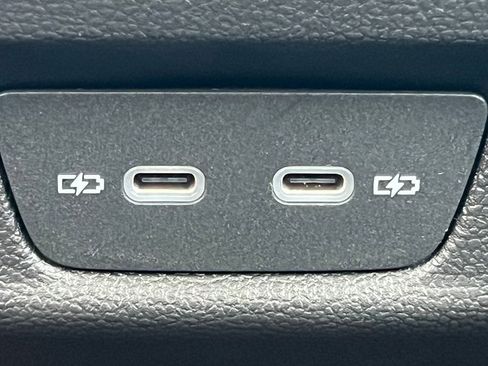 New 2026 Volkswagen Tiguan SEL R-Line AWD/4WD image 34