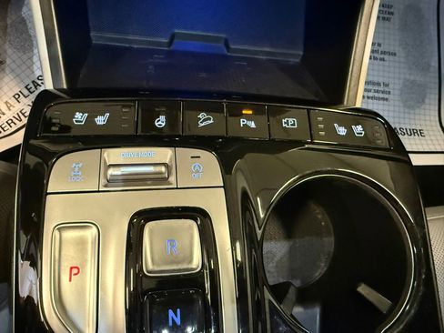 Certified 2022 Hyundai Tucson Limited image 39