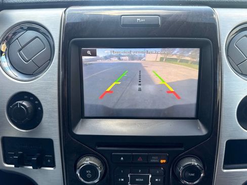 Used 2014 Ford F150 Platinum image 25
