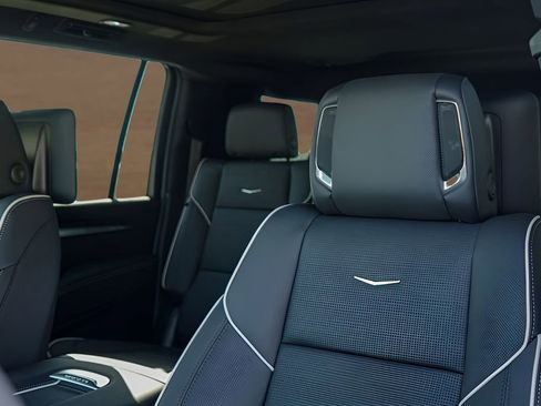 New 2026 Cadillac Escalade ESV Sport w/ Touring Package AWD/4WD image 10