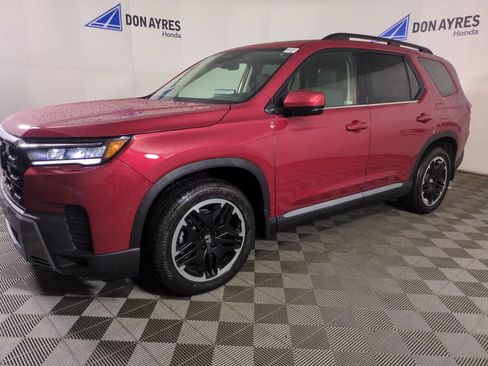 New 2026 Honda Pilot Touring image 1