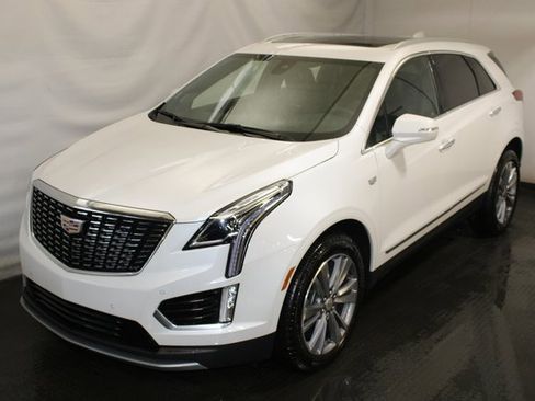 Used 2025 Cadillac XT5 Premium Luxury image 1
