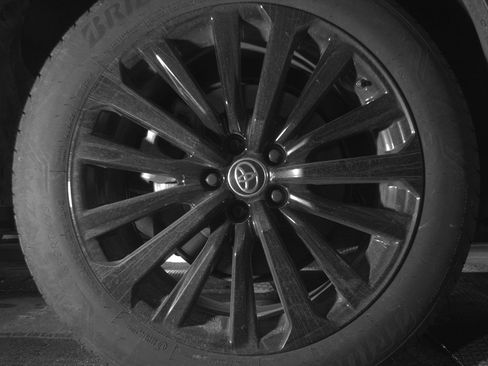 Used 2025 Toyota Highlander XSE image 15