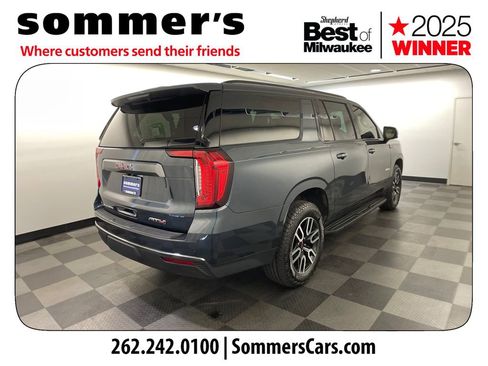 Used 2021 GMC Yukon XL AT4 w/ Technology Package AWD/4WD image 5
