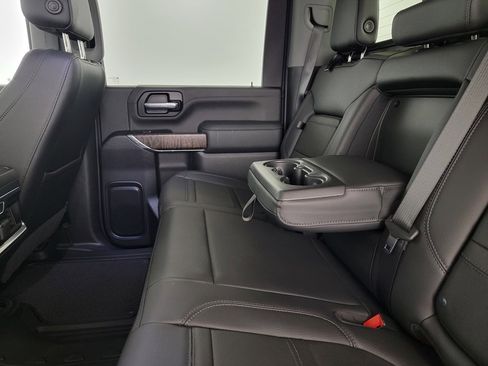 Used 2022 GMC Sierra 2500 Denali w/ Denali Ultimate Package image 27