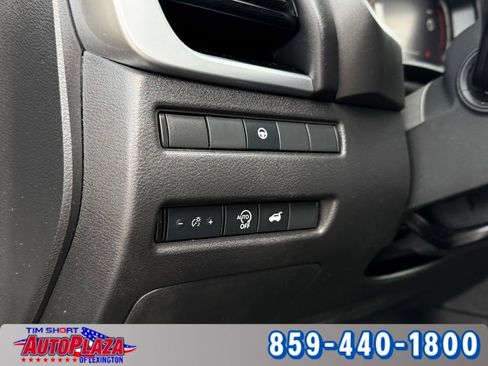 Used 2024 Nissan Rogue SL AWD/4WD image 28