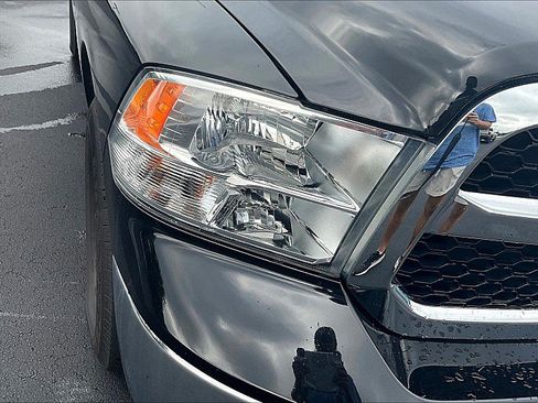 Used 2024 RAM 1500 Classic SLT RWD image 37