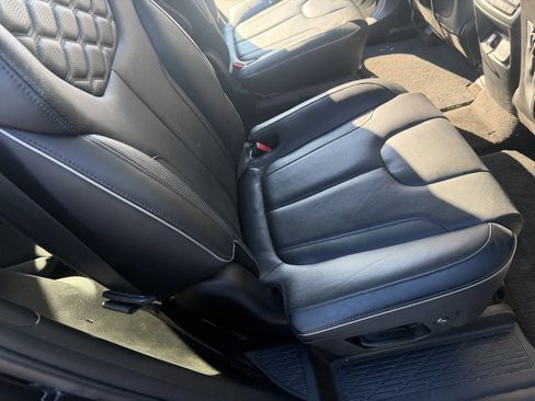 Used 2020 Hyundai Palisade Limited image 18