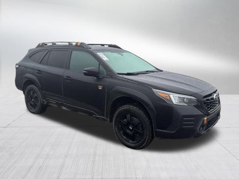 Used 2022 Subaru Outback Wilderness image 7