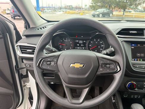 Used 2023 Chevrolet TrailBlazer LT image 11