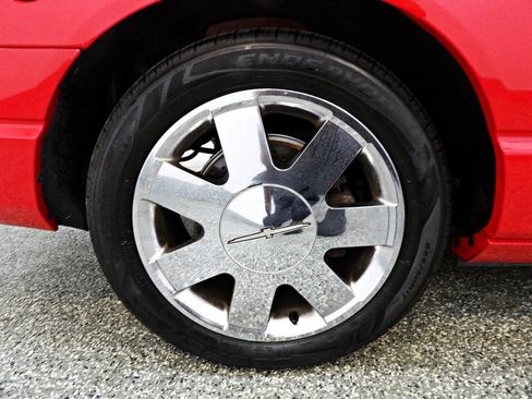 Used 2002 Ford Thunderbird RWD image 16
