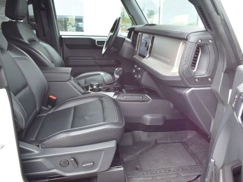Used 2025 Ford Bronco Outer Banks AWD/4WD image 47