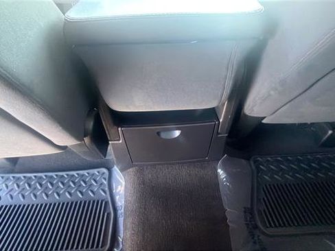 Used 2009 GMC Sierra 1500 SLE w/ Power Pack Plus AWD/4WD image 23