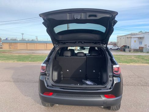 New 2026 Jeep Compass Latitude AWD/4WD image 27