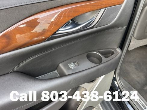Used 2020 Cadillac Escalade Luxury image 13