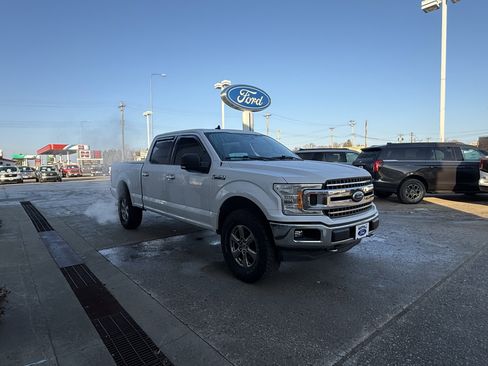 Used 2020 Ford F150 XLT w/ Equipment Group 302A Luxury image 4