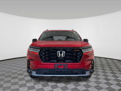 New 2025 Honda Pilot TrailSport image 8