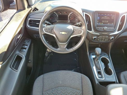 Used 2022 Chevrolet Equinox LT image 11
