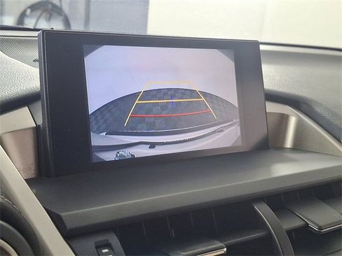 Used 2017 Lexus NX 200t 200t image 4