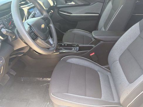 Used 2023 Chevrolet TrailBlazer LT w/ Convenience Package FWD image 22
