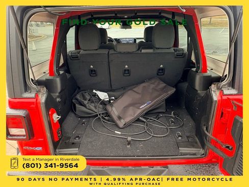 Used 2024 Jeep Wrangler Unlimited w/ LED Headlamp & Fog Lamp Group image 8