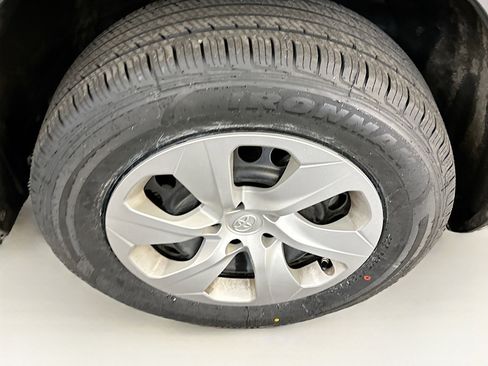 Used 2024 Toyota RAV4 LE image 11