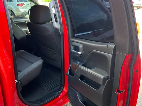 Used 2019 GMC Sierra 1500 SLE image 16