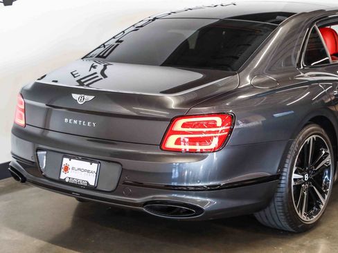 Used 2021 Bentley Flying Spur W12 AWD/4WD image 20