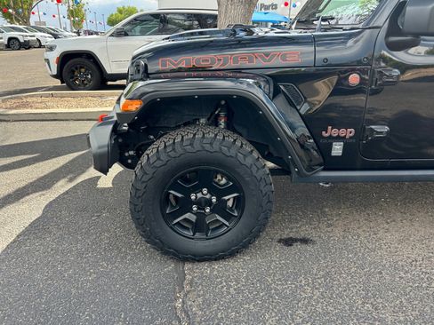 Used 2022 Jeep Gladiator Mojave w/ Trailer Tow Package AWD/4WD image 26