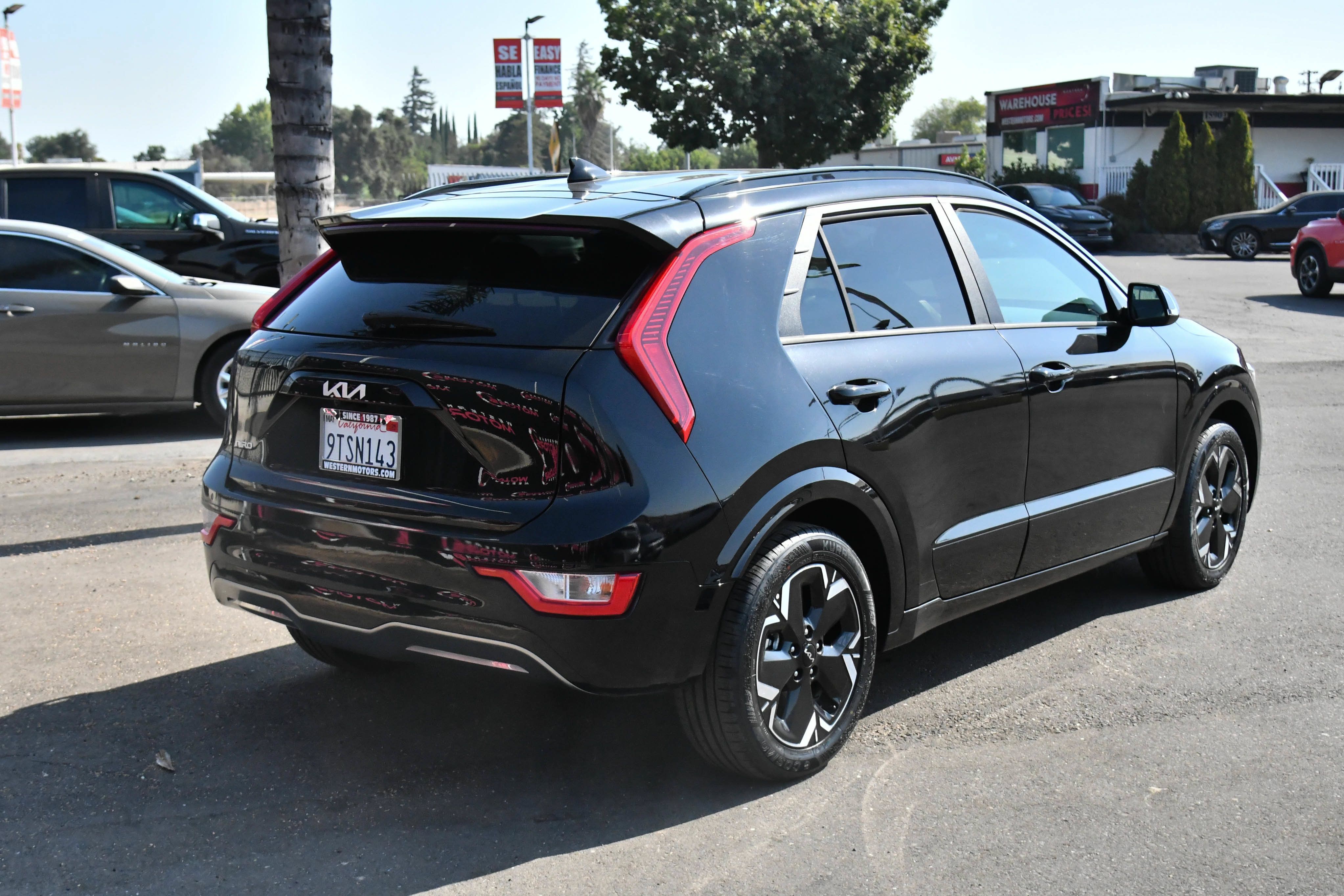 Used 2025 Kia Niro Wind FWD image 8