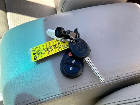 Used 2008 Toyota Solara SLE image 14