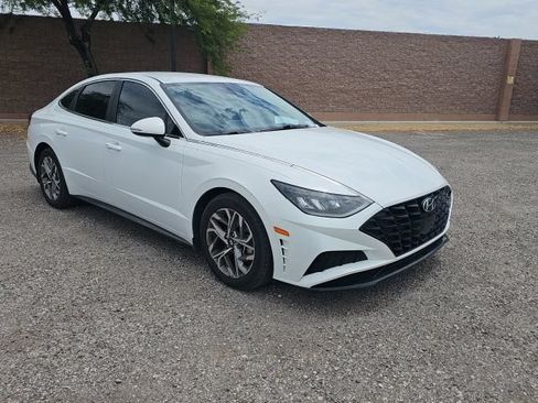 Used 2021 Hyundai Sonata SEL w/ Preferred Accessory Package FWD image 3